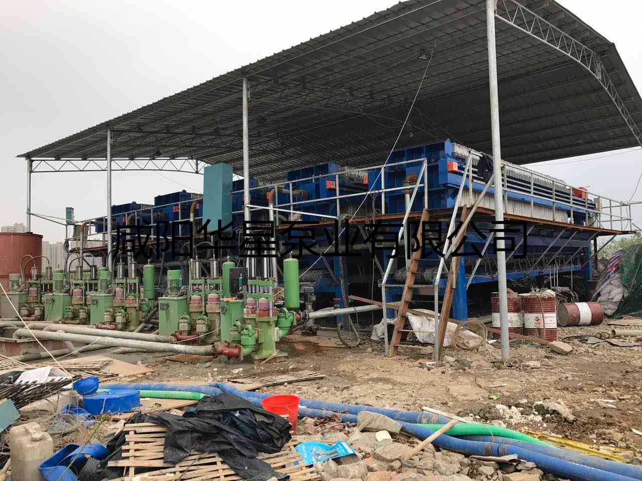 華星YBH300-40節(jié)能陶瓷柱塞泵打樁污泥使用現(xiàn)場-第二個現(xiàn)場-02